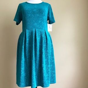 Women’s Lularoe Amelia Dress NWT!
